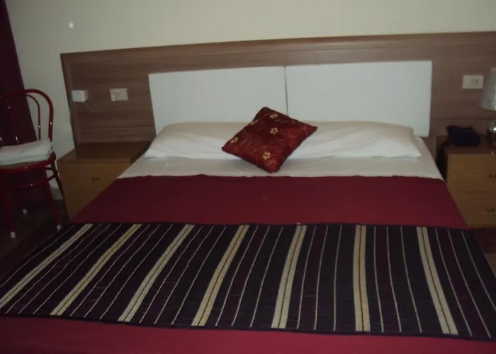 Hotel Mirage Messine