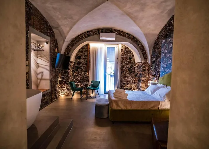 Charme Catania Central Suites