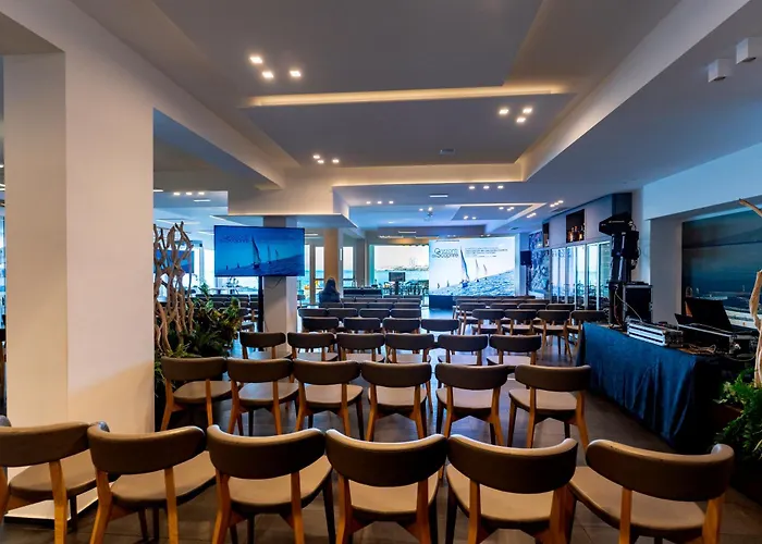 Grand Hotel Faraglioni Aci Trezza