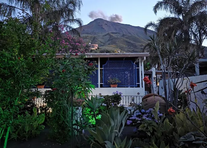 Aquilone Residence Stromboli