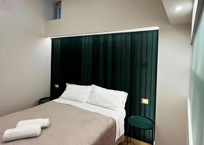 Motta Palace Apartments & Rooms Motta SantʼAnastasia