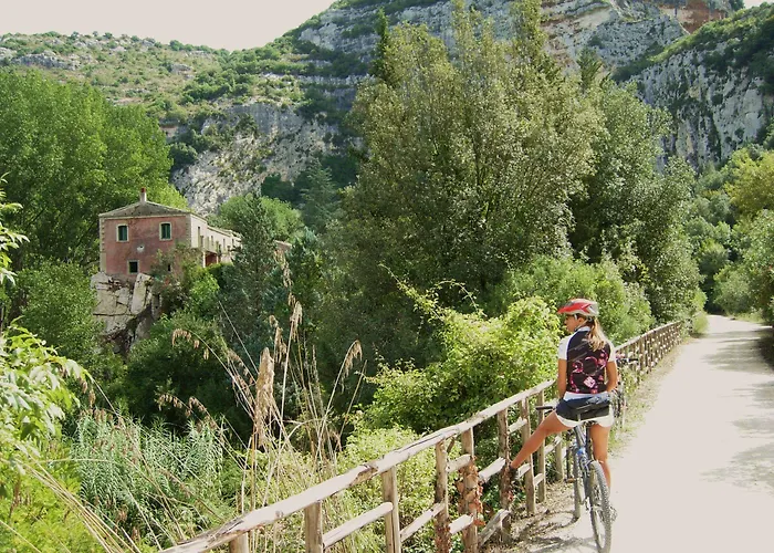 Hotel Parco Della Rocca Punta Braccetto