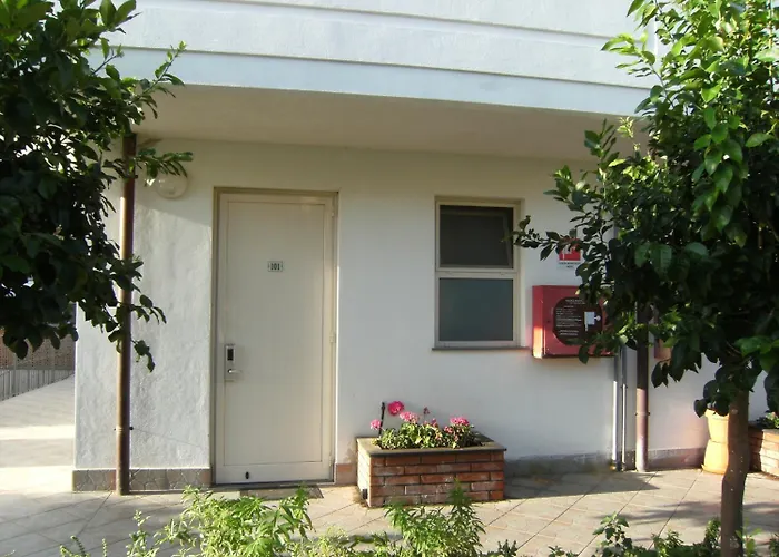 King'S House Hotel Resort Mascali