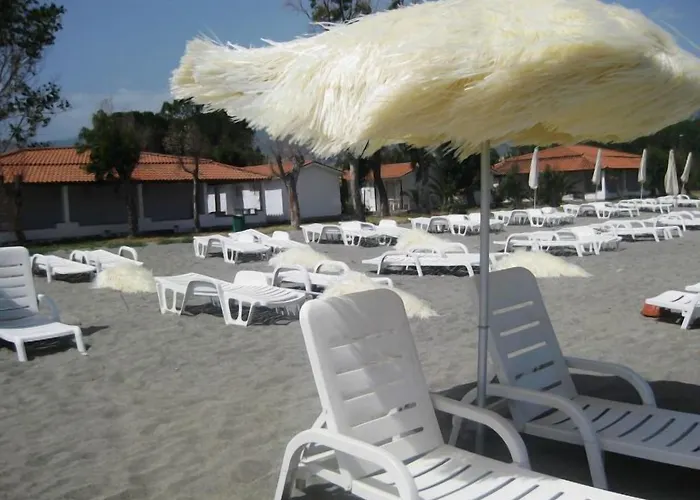 Villaggio Simenzaru Mongiove