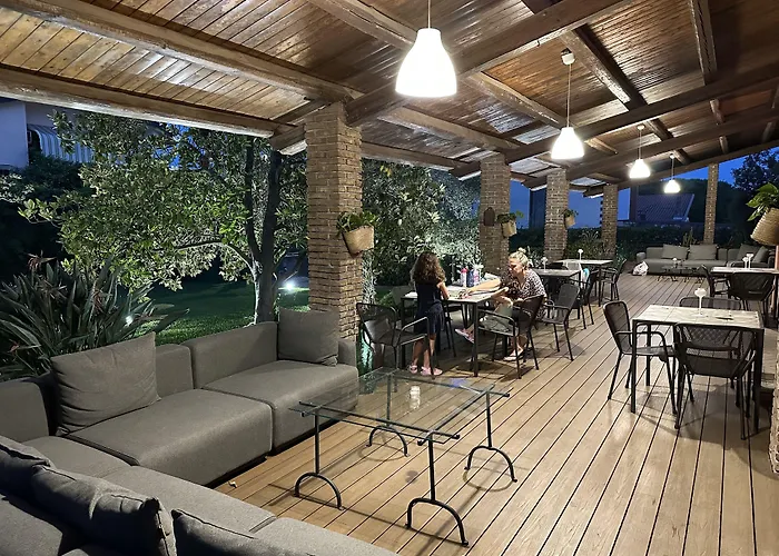 Ottomood B&B And Apartments Tremestieri Etneo