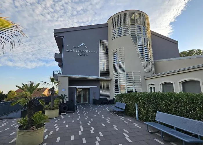 Mareneve Resort