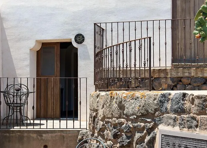 Dammusi Al-Qubba Wellness&Resort
