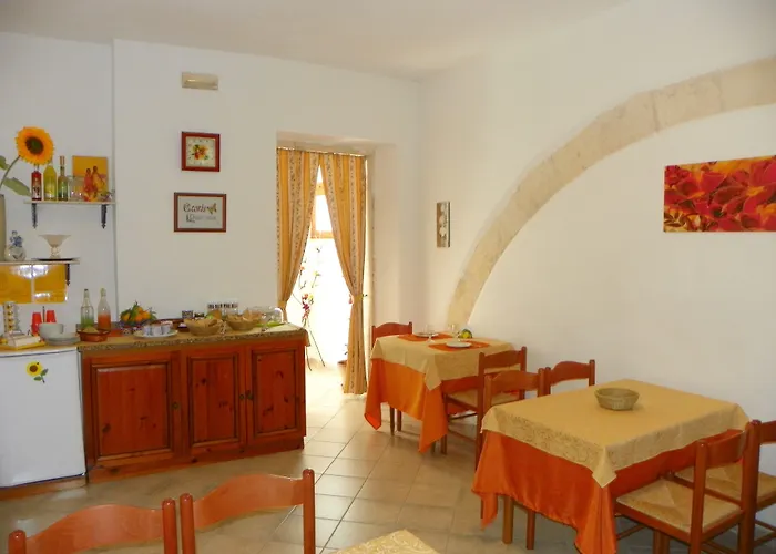 Cloris Guest House