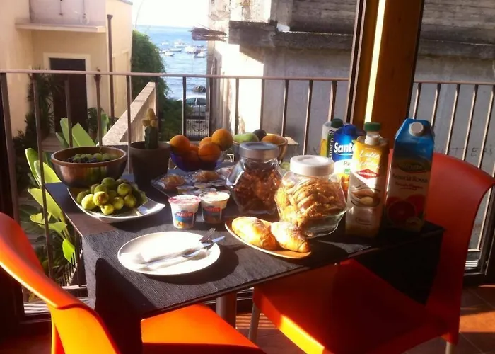 La Scivola Rooms Aci Castello