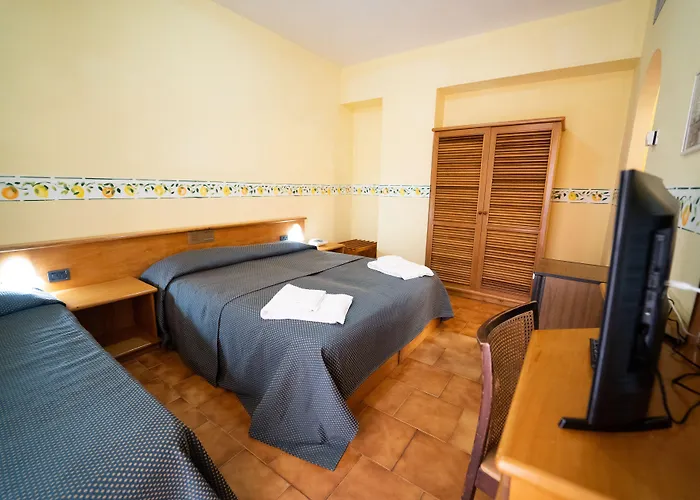 Hotel San Pietro Letojanni