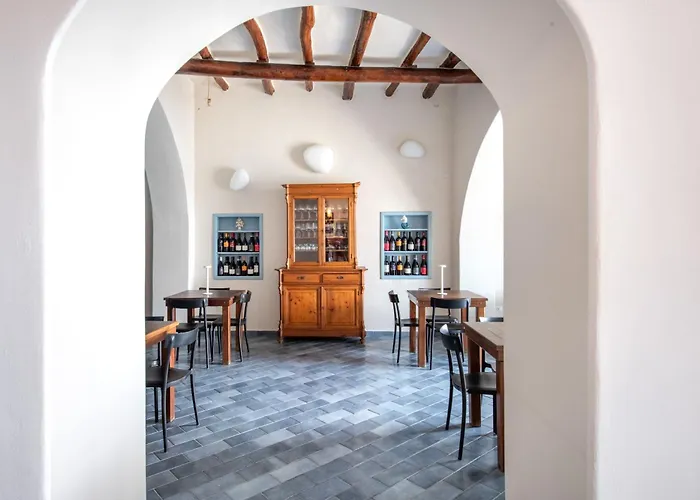Da Nino Sul Mare Filicudi Bed and Breakfast Pecorini