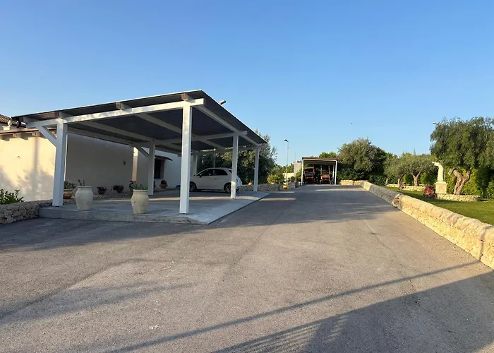 Villa Carmiano B&B Luxury Bedrooms In Avola In The Province Of Syracuse With Room With Swimming Pool