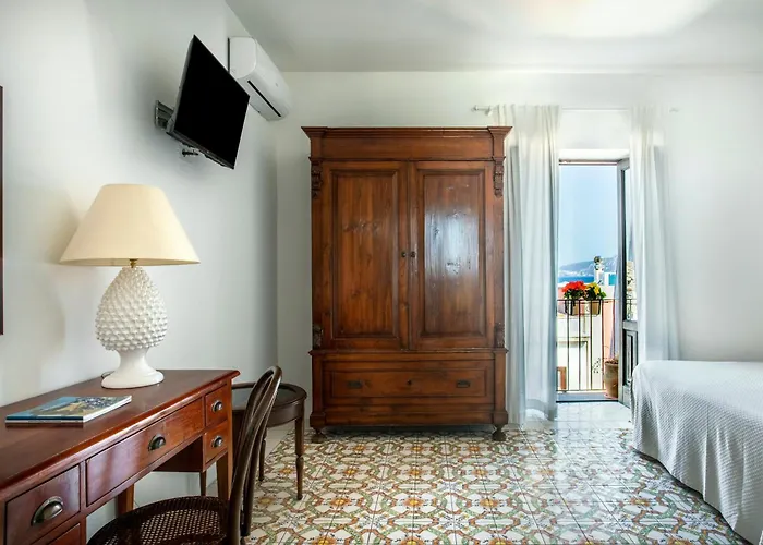 Boutique Hotel I Cinque Balconi Santa Marina Salina