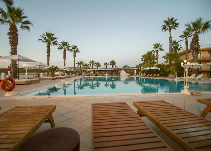 Dioscuri Bay Palace San Leone
