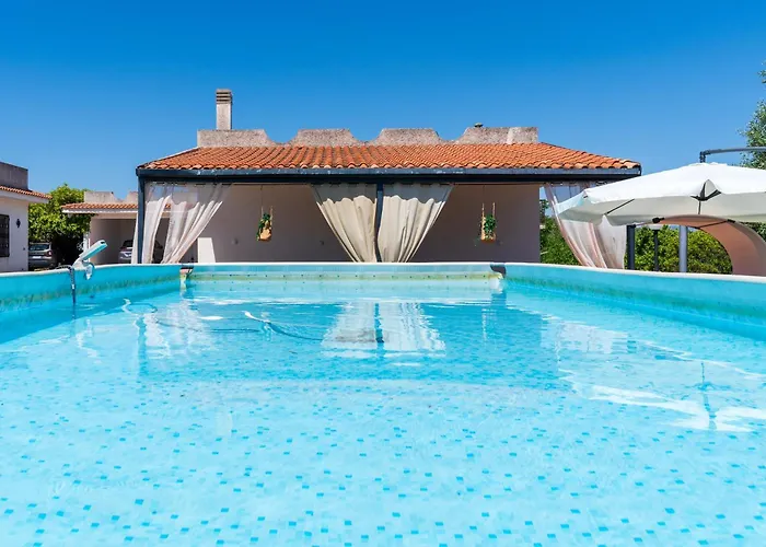 Villa Latina