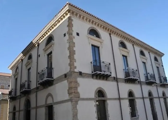 Hotel Palazzo Fortunato SantʼAgata di Militello